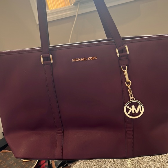 Michael Kors tote - Picture 5 of 5